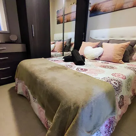 Vivienda Galeon 아파트 *